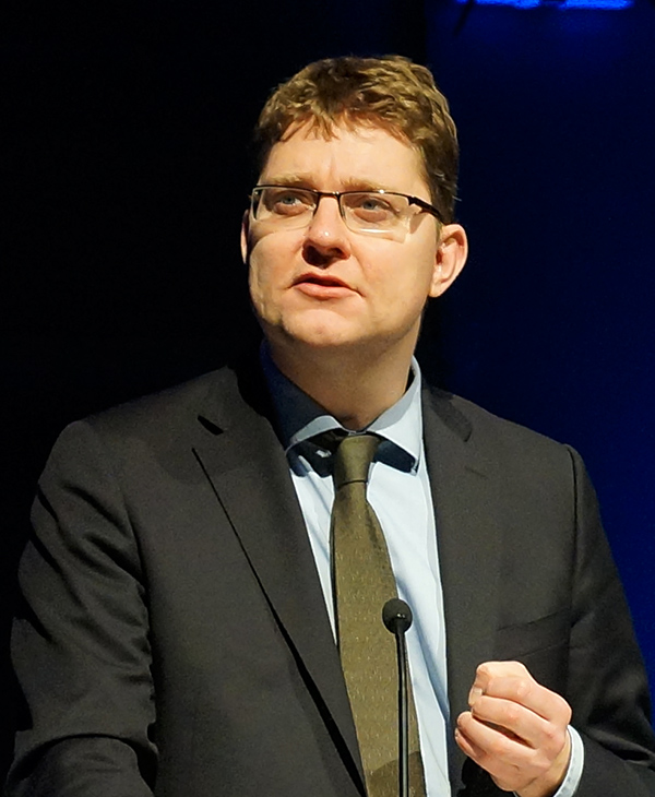 Portræt af Rasmus Helveg Petersen