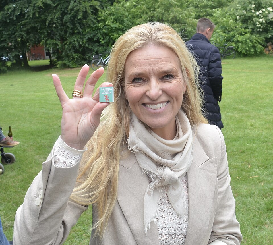 Portræt af Lise Bertelsen